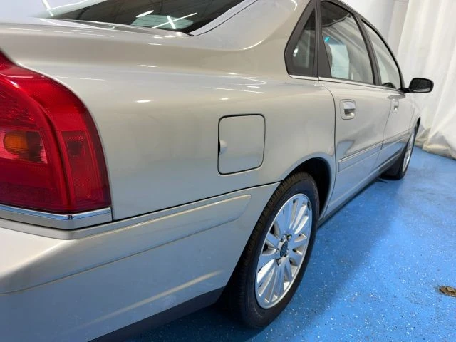 2004 Volvo S80 1st Gen - Image 11 of 21