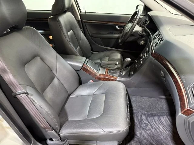 2004 Volvo S80 1st Gen - Image 18 of 21