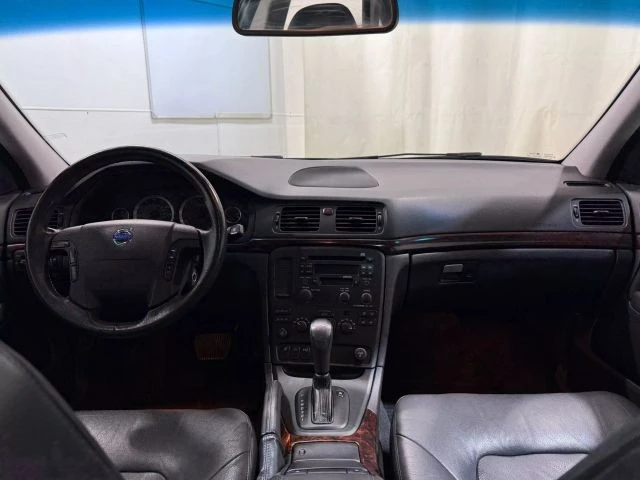 2004 Volvo S80 1st Gen - Image 16 of 21