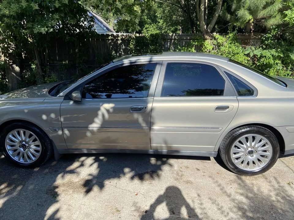 2004 Volvo S80 1st Gen - Image 2 of 8
