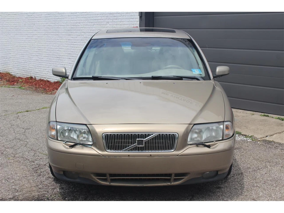 2004 Volvo S80 1st Gen - Image 5 of 31