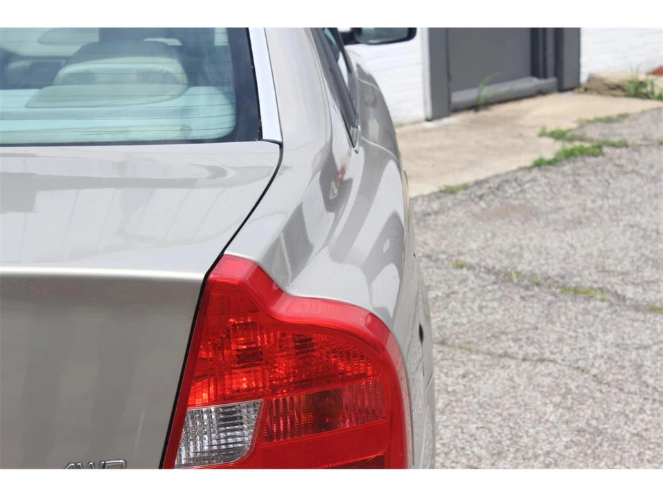 2004 Volvo S80 1st Gen - Image 7 of 31