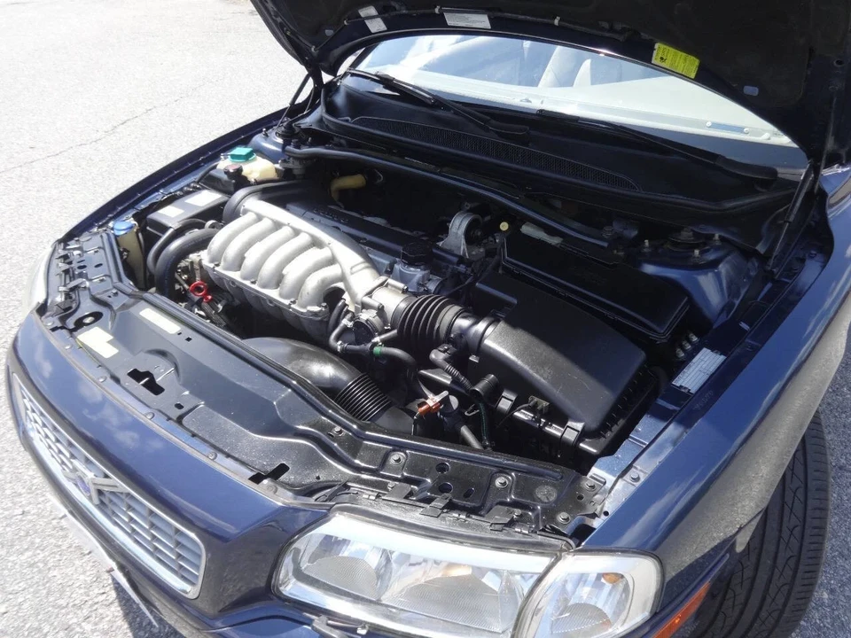 2004 Volvo S80 1st Gen - Image 9 of 15