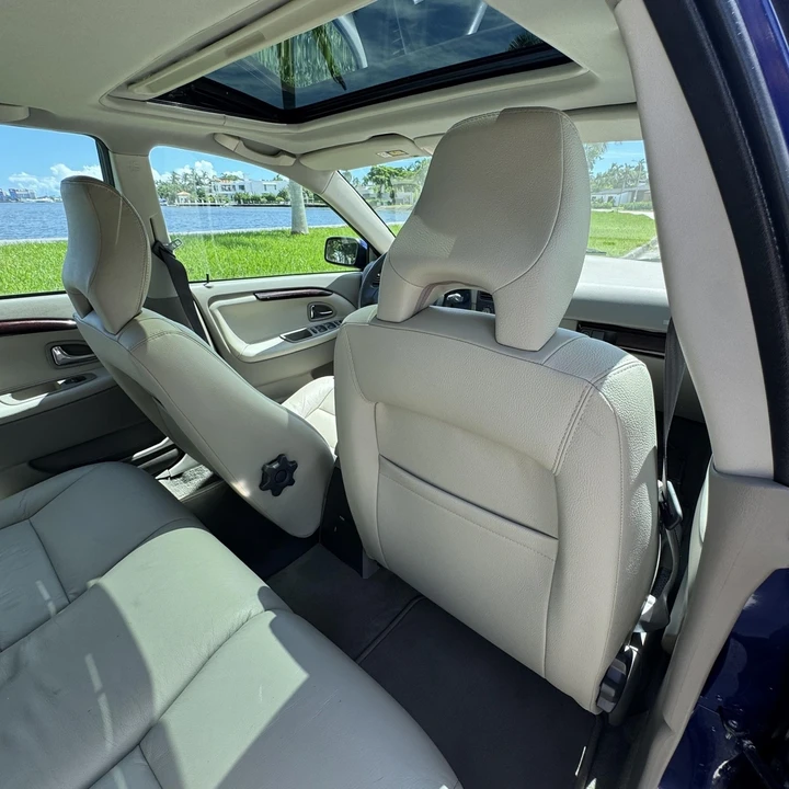 2004 Volvo V70 2nd Gen - Image 18 of 21