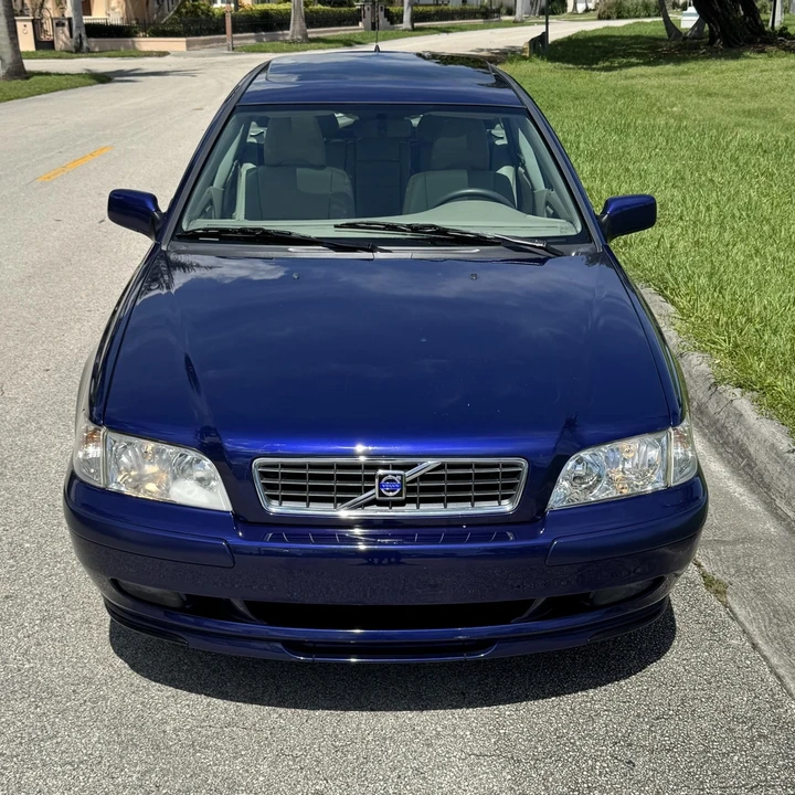 2004 Volvo V70 2nd Gen - Image 4 of 21