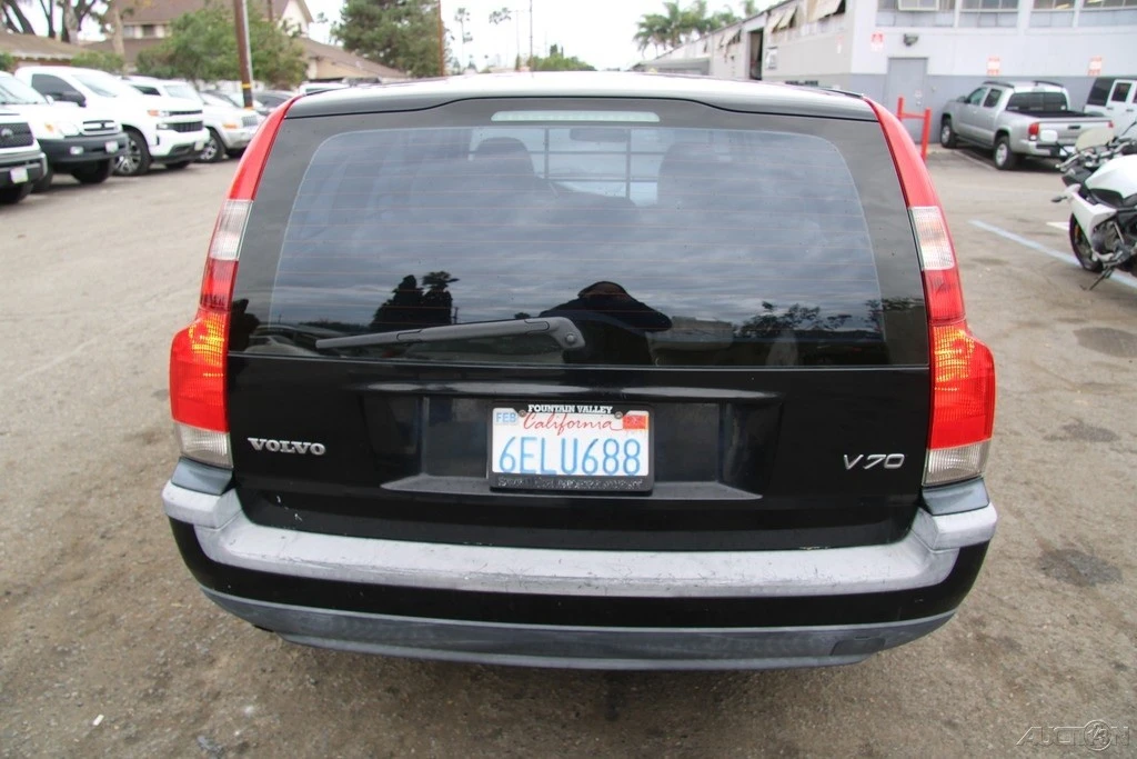 2004 Volvo V70 2nd Gen - Image 5 of 21