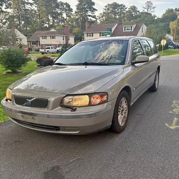 2004 Volvo V70 2.4T Wagon 4D