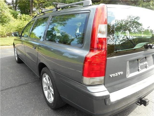 2004 Volvo V70 1st Gen - Image 7 of 12
