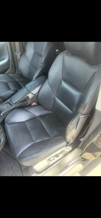 2004 Volvo V70 R 2nd Gen - Image 16 of 17