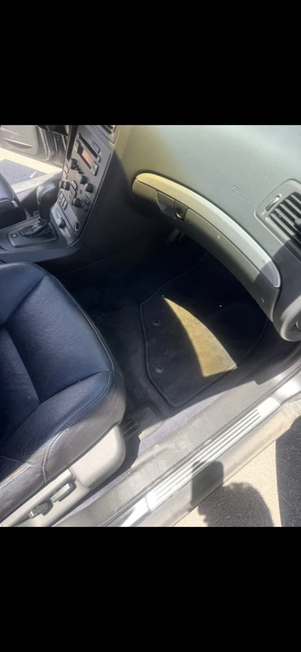 2004 Volvo V70 R 2nd Gen - Image 17 of 17