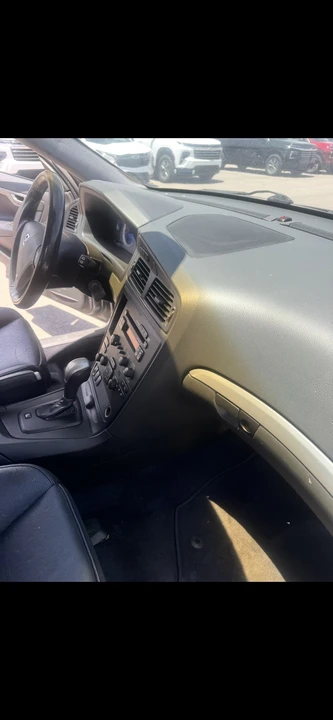 2004 Volvo V70 R 2nd Gen - Image 15 of 17