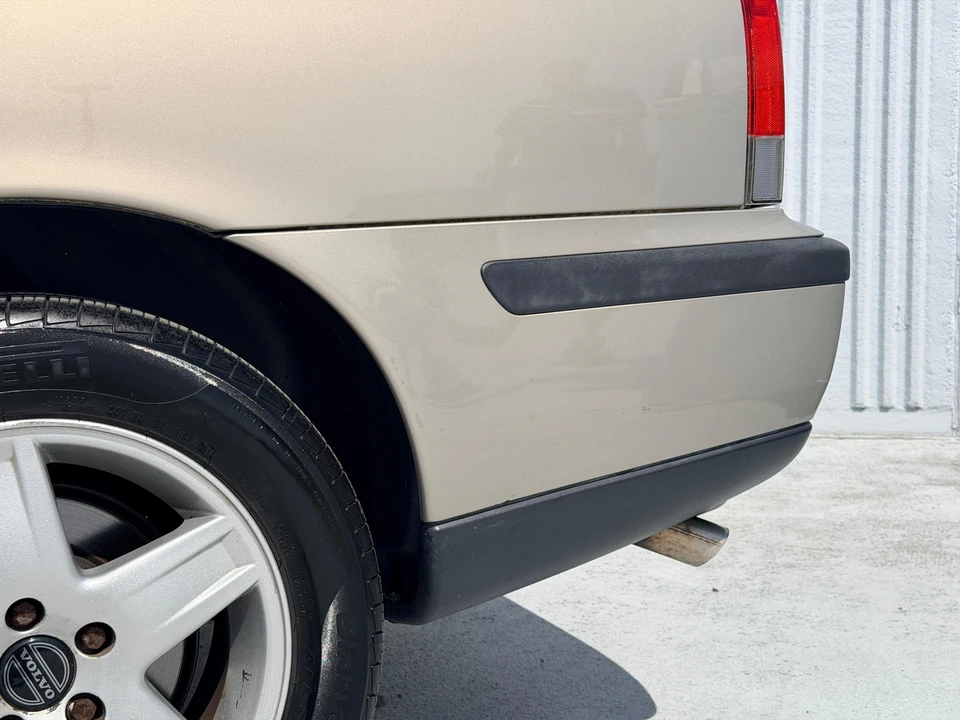 2004 Volvo V70 2nd Gen - Image 17 of 31