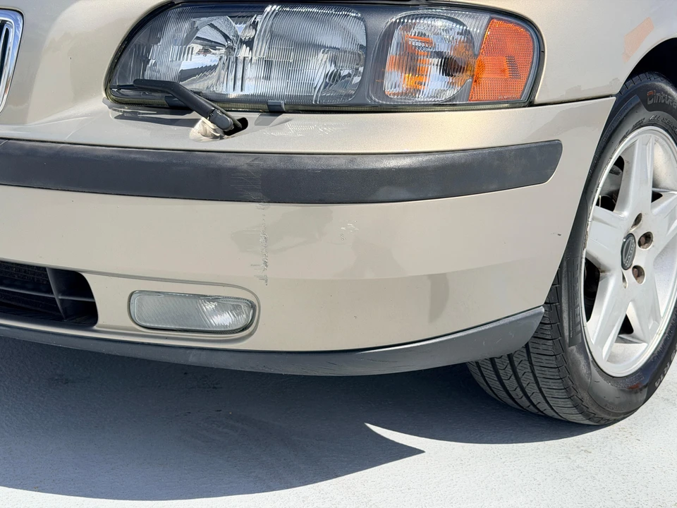 2004 Volvo V70 2nd Gen - Image 13 of 31