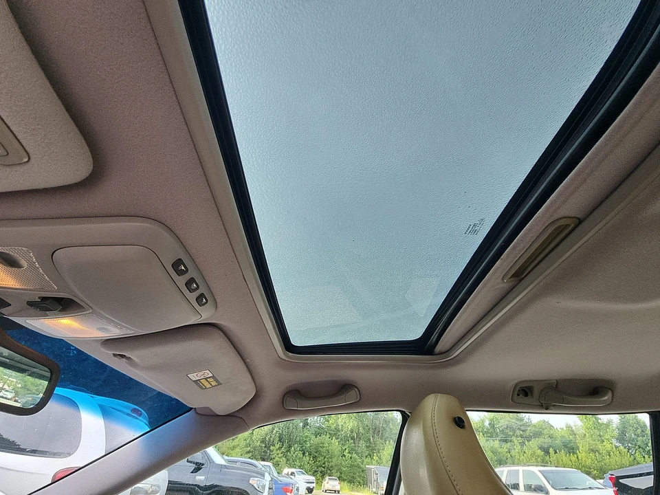 2004 Volvo V70 2nd Gen - Image 18 of 21