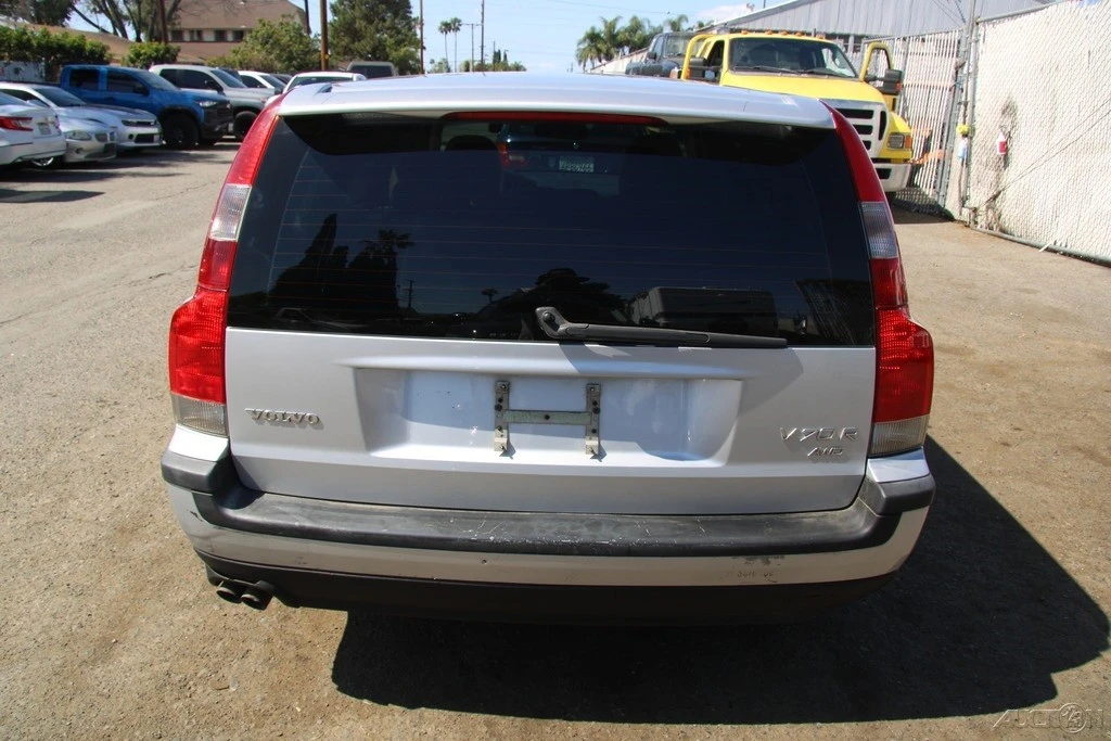 2004 Volvo V70 R 2nd Gen - Image 6 of 21