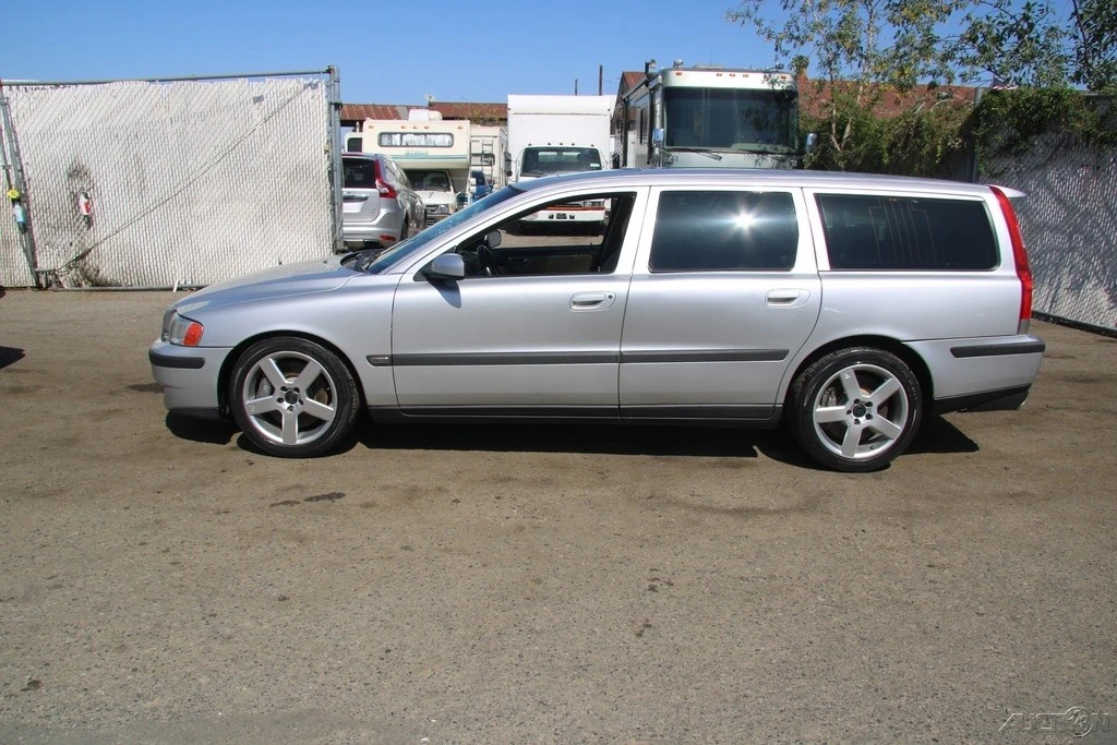 2004 Volvo V70 R 2nd Gen - Image 3 of 21