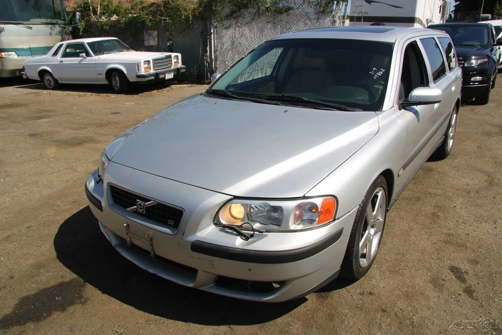 2004 Volvo V70 R 2nd Gen - Image 2 of 21