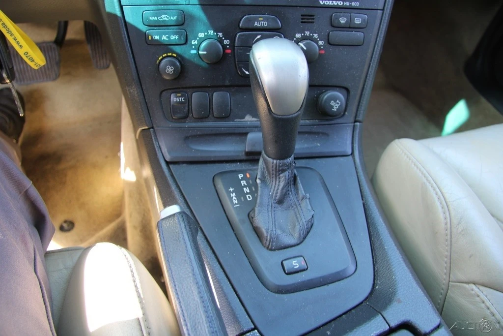 2004 Volvo V70 R 2nd Gen - Image 20 of 21