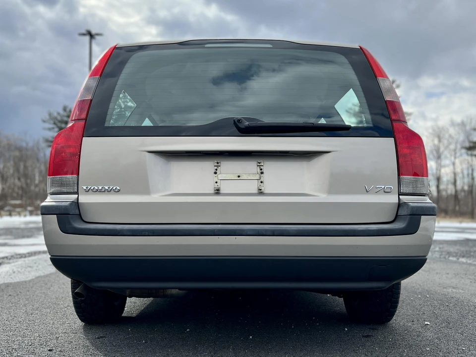 2004 Volvo V70 2nd Gen - Image 25 of 31