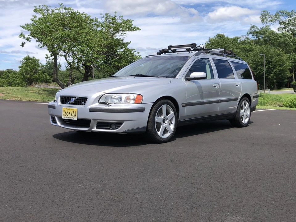2004 Volvo V70 R 2nd Gen - Image 4 of 31