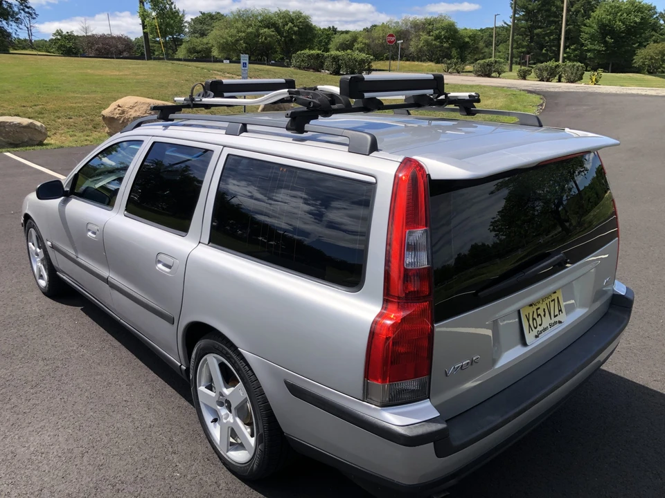 2004 Volvo V70 R 2nd Gen - Image 16 of 31