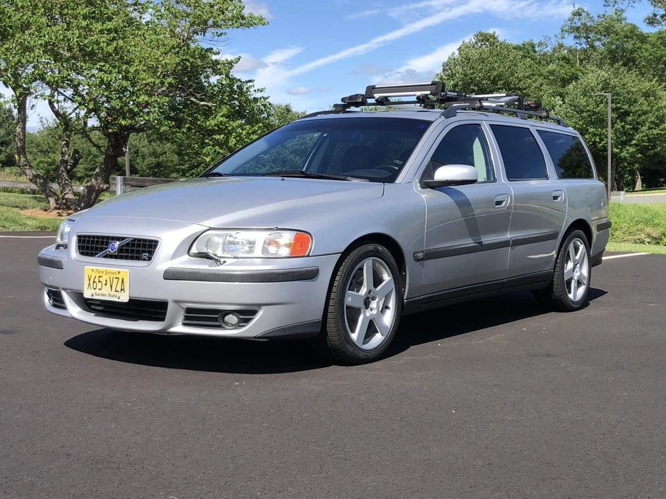 2004 Volvo V70 R 2nd Gen - Image 11 of 31