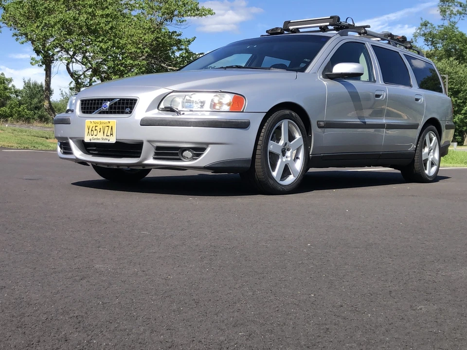 2004 Volvo V70 R 2nd Gen - Image 8 of 31