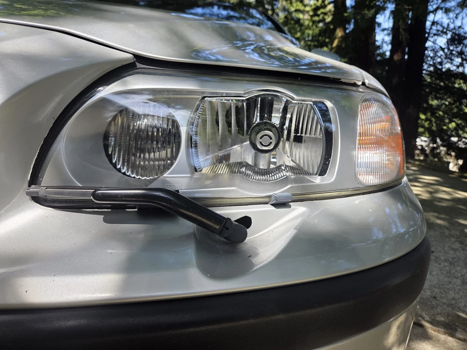 2004 Volvo V70 R 2nd Gen - Image 16 of 31