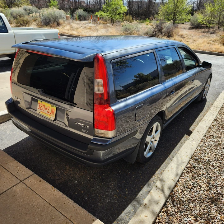 2004 Volvo V70 R 2nd Gen - Image 12 of 31