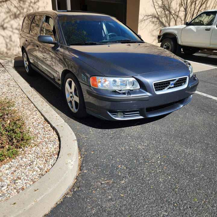 2004 Volvo V70 R 2nd Gen - Image 4 of 31