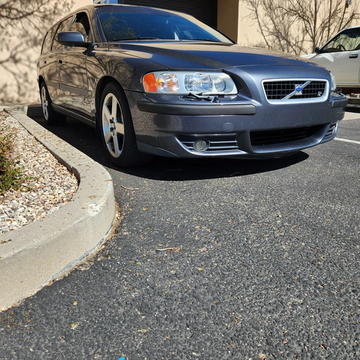 2004 Volvo V70 R 2nd Gen - Image 3 of 31