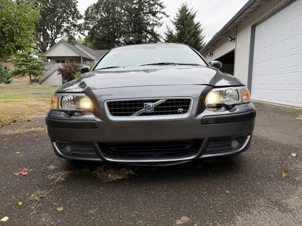 2004 Volvo V70 R 2nd Gen - Image 11 of 31