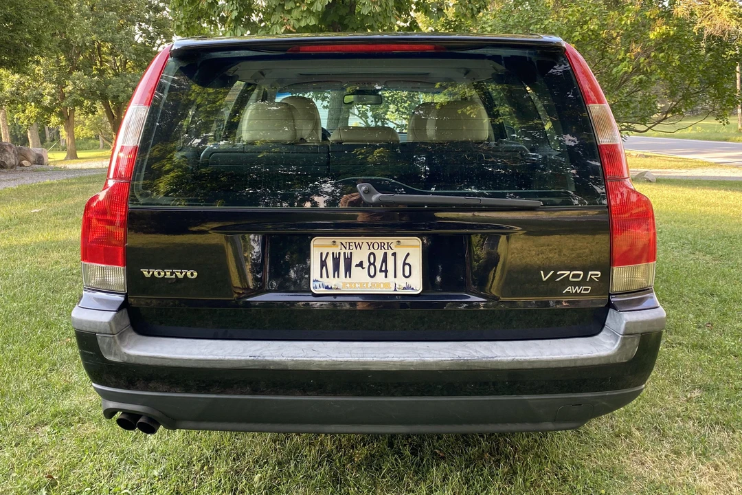 2004 Volvo V70 R 2nd Gen - Image 5 of 31