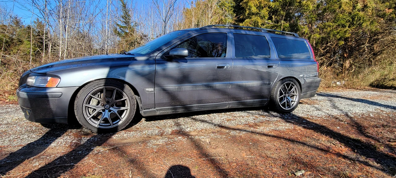 2004 Volvo V70 R 2nd Gen - Image 9 of 31