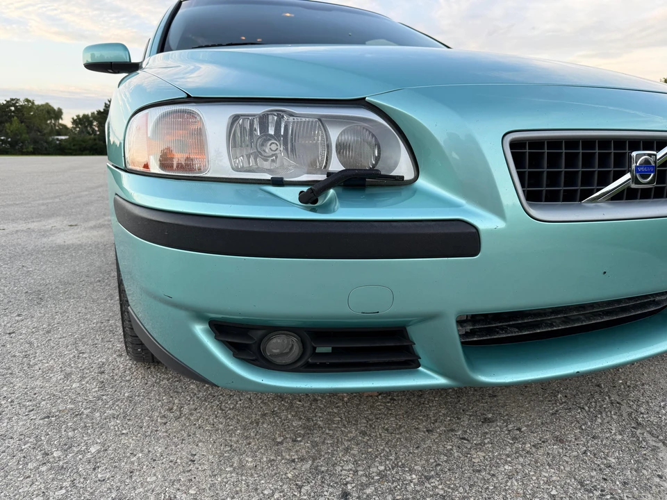 2004 Volvo V70 R 2nd Gen - Image 16 of 31