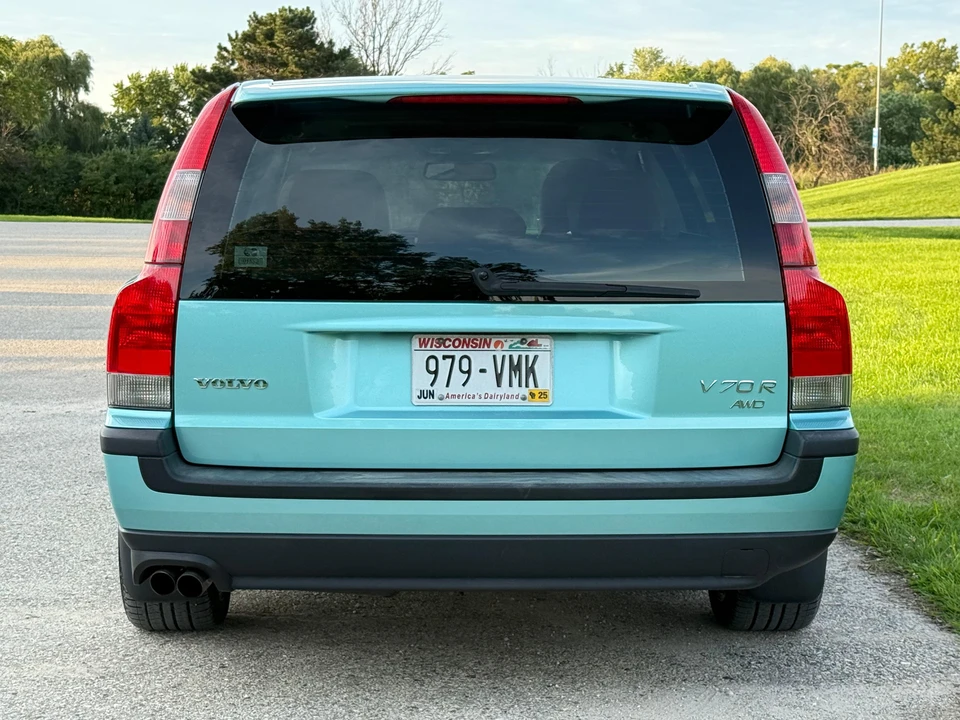 2004 Volvo V70 R 2nd Gen - Image 9 of 31