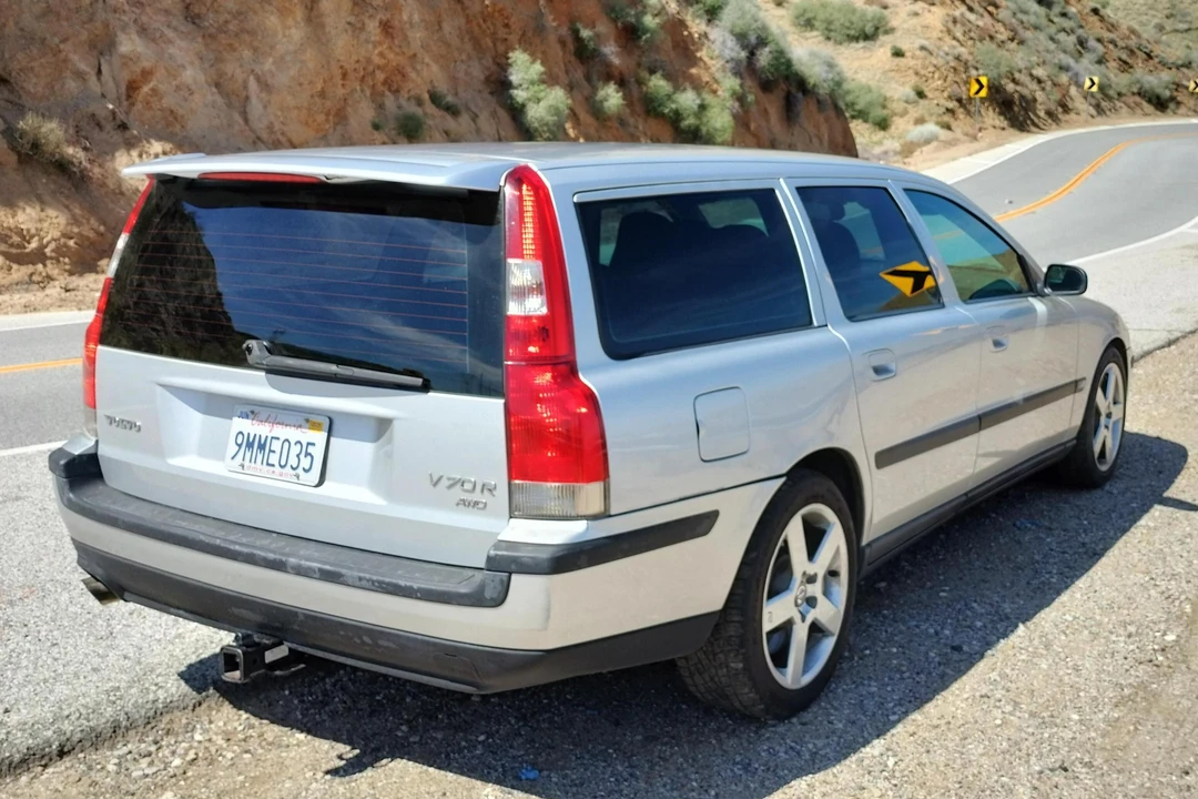 2004 Volvo V70 R 2nd Gen - Image 4 of 31