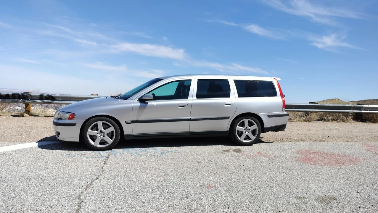 2004 Volvo V70 R 2nd Gen - Image 7 of 31
