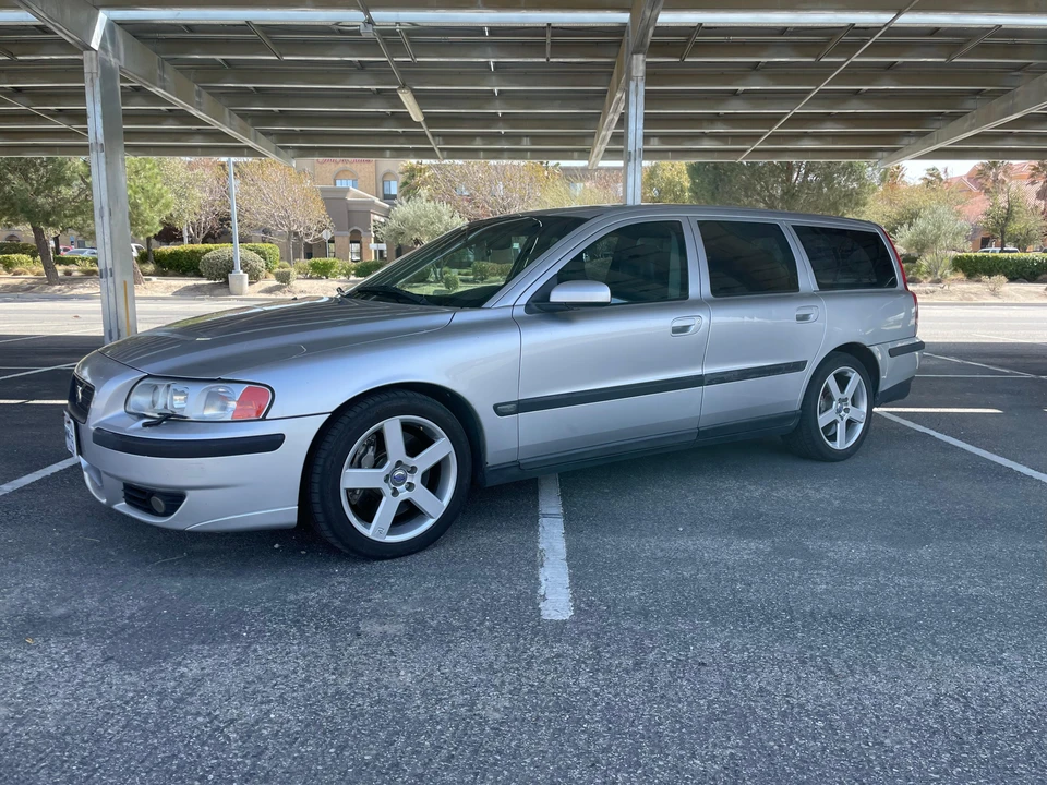 2004 Volvo V70 R 2nd Gen - Image 15 of 31