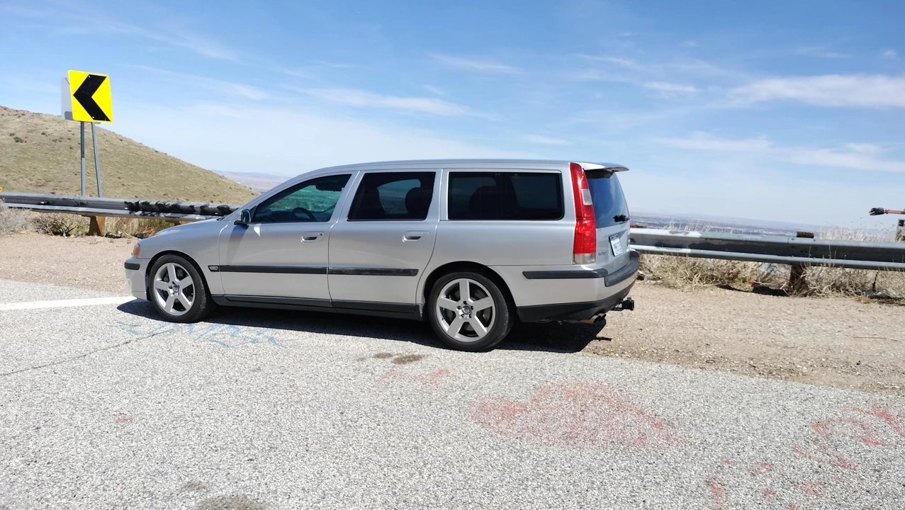 2004 Volvo V70 R 2nd Gen - Image 8 of 31