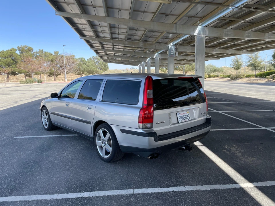 2004 Volvo V70 R 2nd Gen - Image 16 of 31
