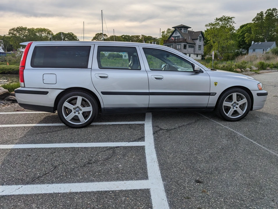 2004 Volvo V70 R 2nd Gen - Image 11 of 31