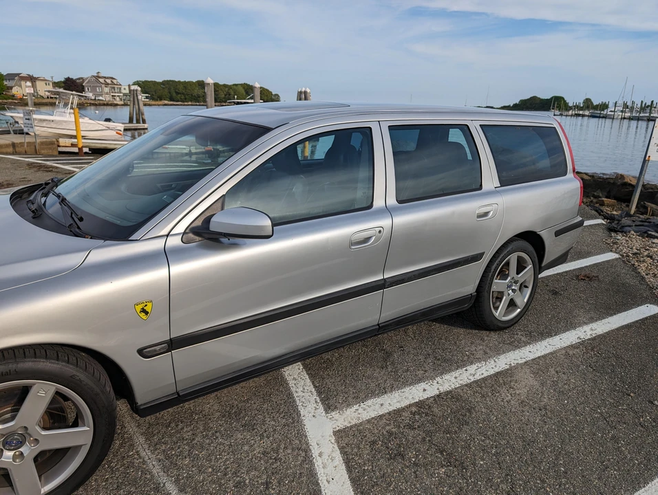 2004 Volvo V70 R 2nd Gen - Image 29 of 31