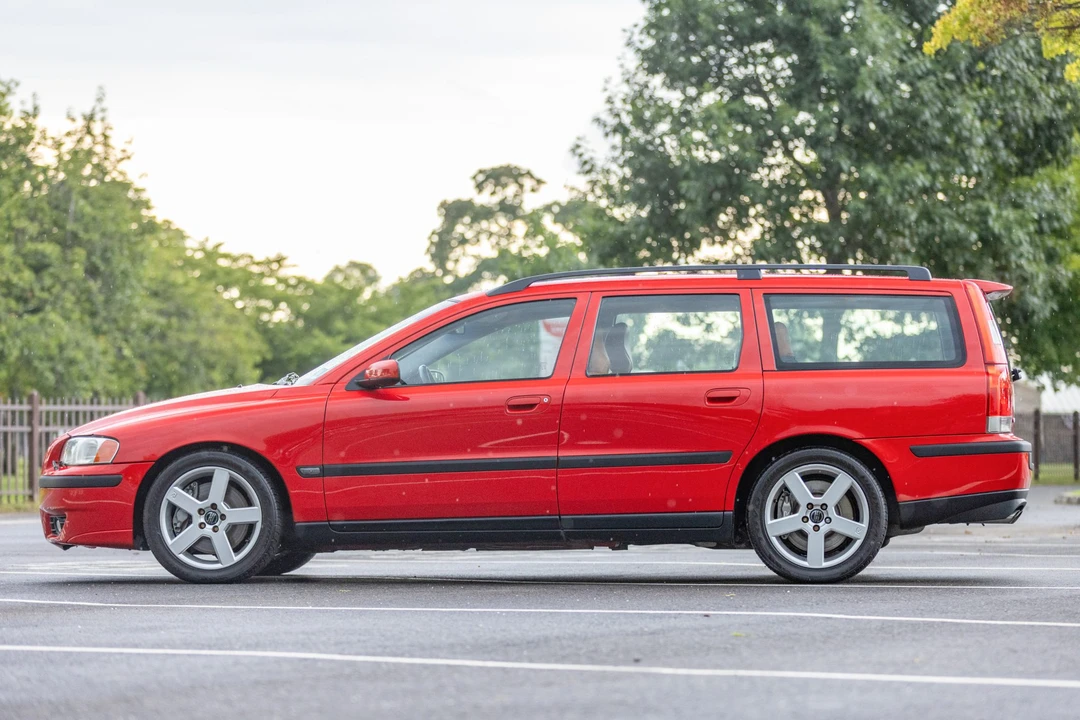 2004 Volvo V70 R 2nd Gen - Image 8 of 31