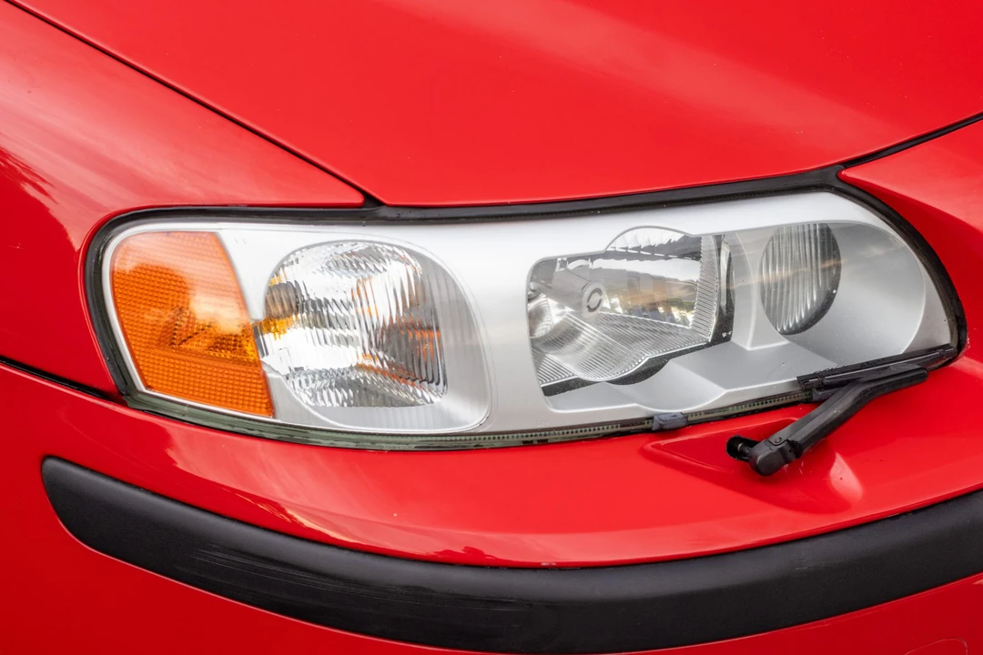 2004 Volvo V70 R 2nd Gen - Image 12 of 31