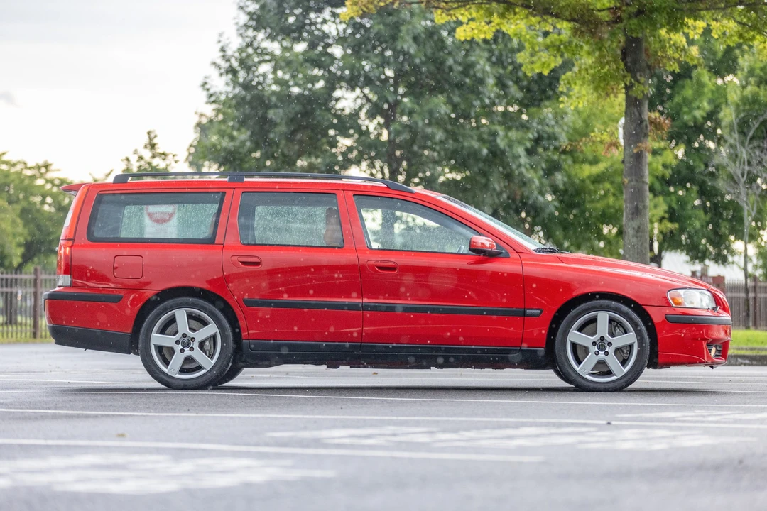 2004 Volvo V70 R 2nd Gen - Image 4 of 31