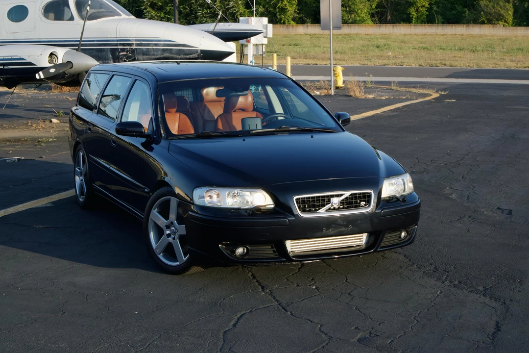 2004 Volvo V70 R 2nd Gen - Image 9 of 31