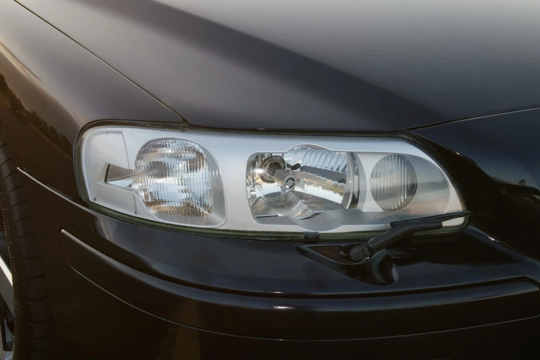 2004 Volvo V70 R 2nd Gen - Image 10 of 31