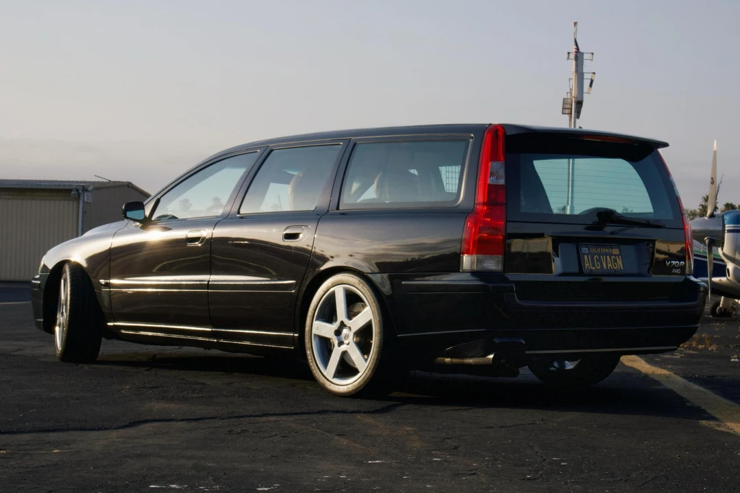 2004 Volvo V70 R 2nd Gen - Image 4 of 31