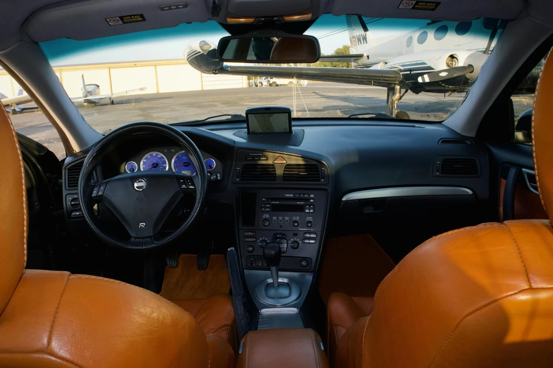 2004 Volvo V70 R 2nd Gen - Image 29 of 31